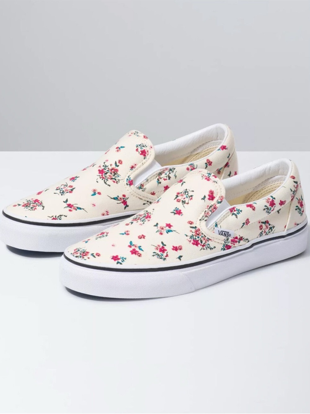 Vans Slip-On Ditsy Floral womens shoe